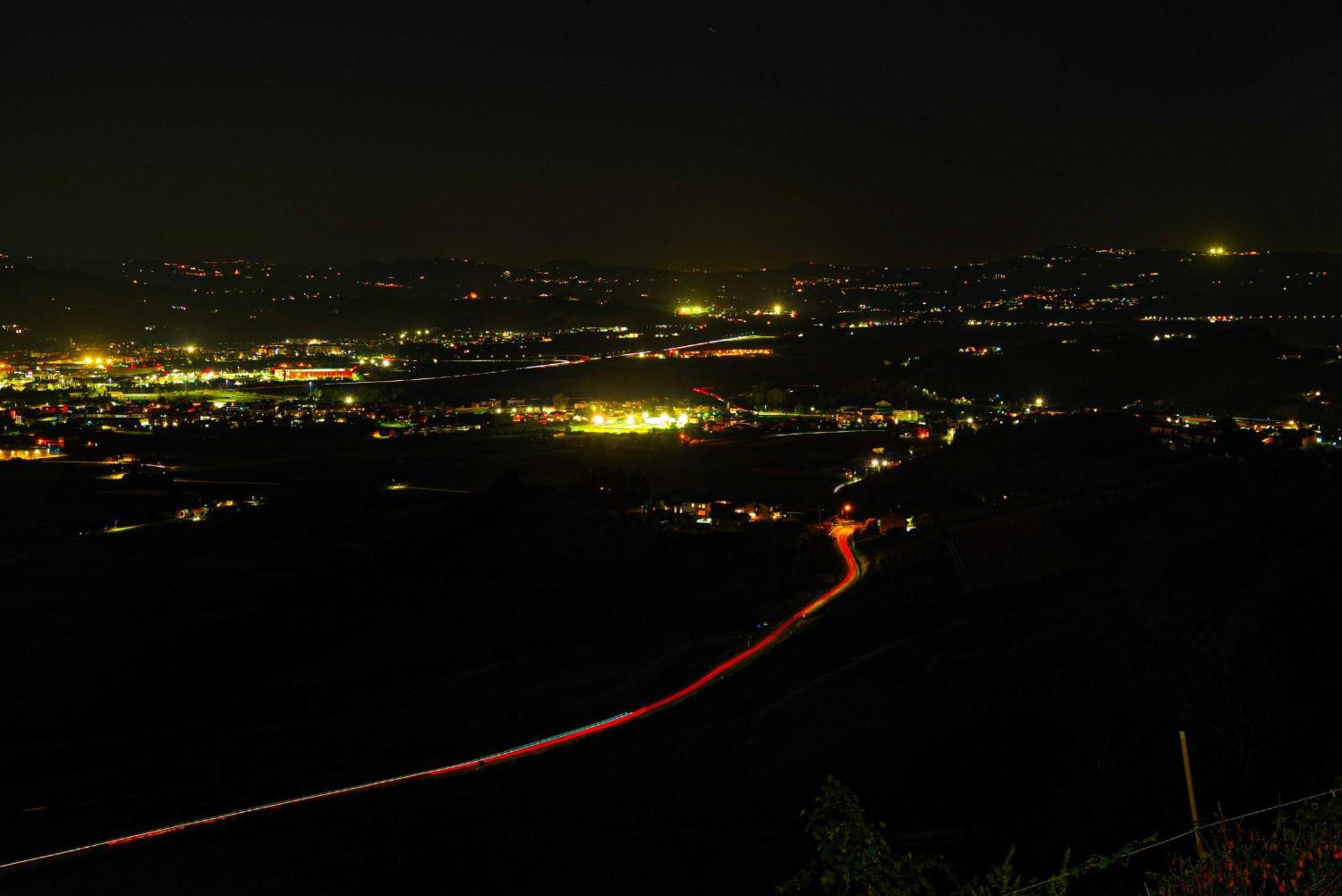 Vista Langhe - Cerratohouses Guarene Εξωτερικό φωτογραφία