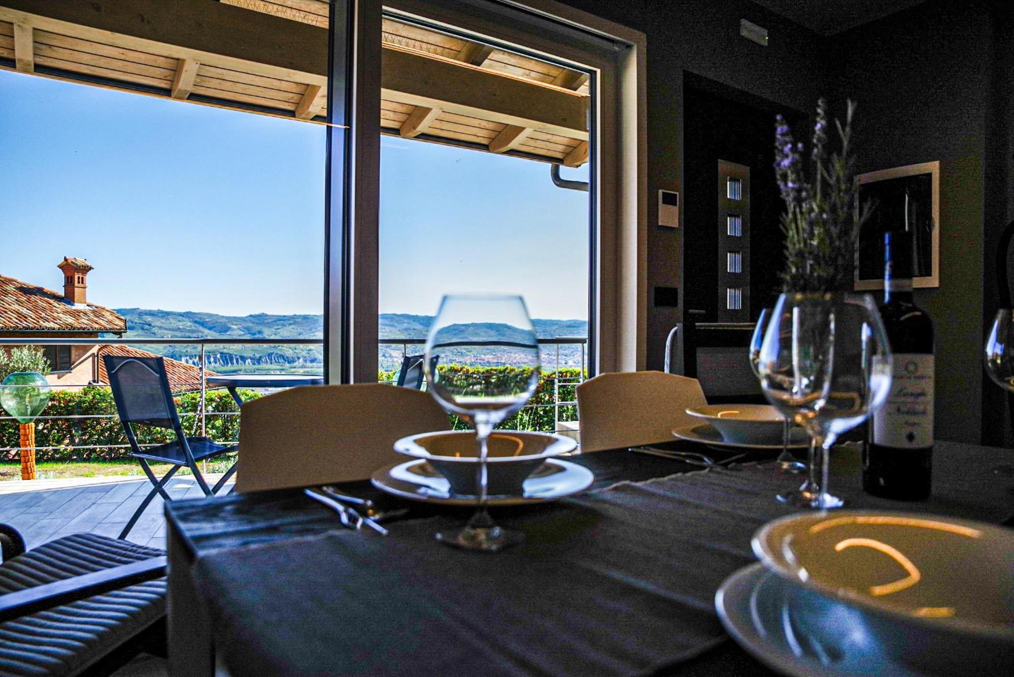 Vista Langhe - Cerratohouses Guarene Εξωτερικό φωτογραφία